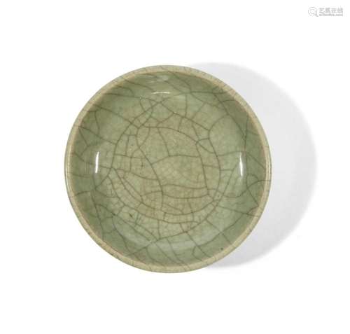 A Chinese guan-type dish<br />
<br />
Qing dynasty, 19th cen...