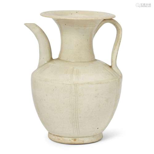 A Chinese qingbai-type ewer<br />
<br />
Song/Yuan dynasty<b...