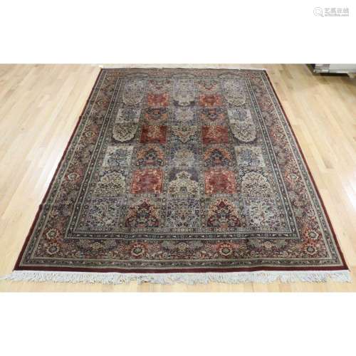Vintage Karastan Style Roomsize Carpet.