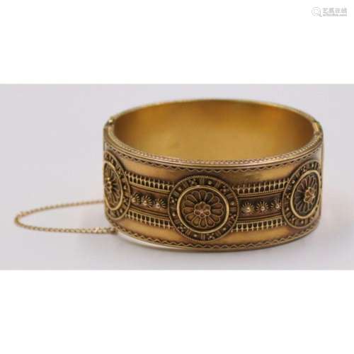 JEWELRY. Etruscan Revival 14kt Gold Bracelet.
