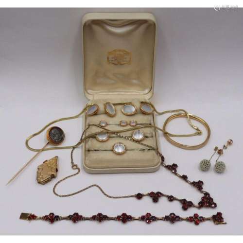 JEWELRY. Antique/Vintage Jewelry Collection.