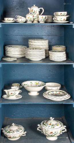 (lot of approx 120) Gien pottery dinner service in the Oisea...