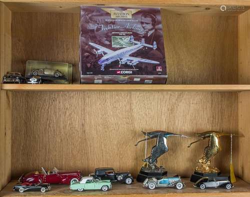 (lot of 9) Group of scale models and car mascots