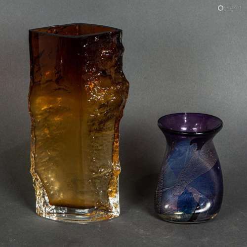 (lot of 2) Modern glass vases: one signed Keri B Strong 9&qu...