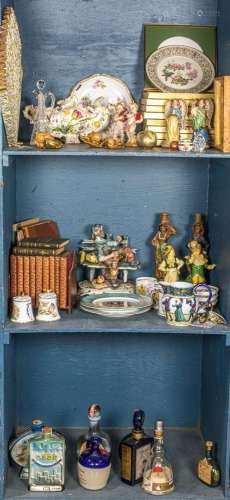 Three shelves of Italian ceramics, figures of angels, boxed ...