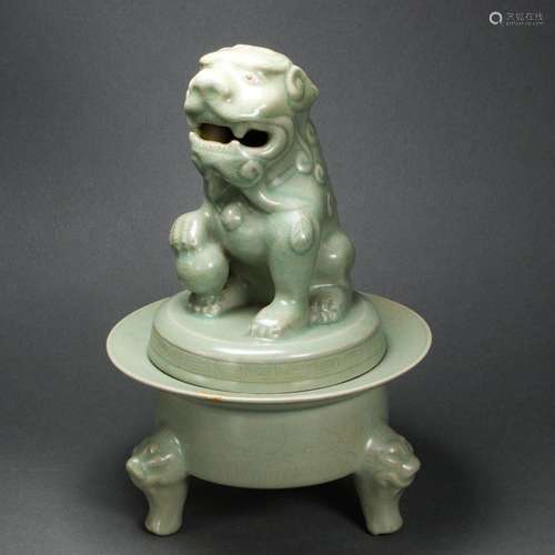 Korean celadon glazed censer