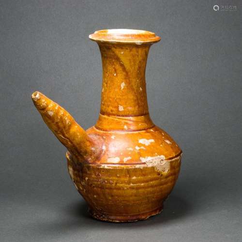 Chinese yellow lead glazed ewer