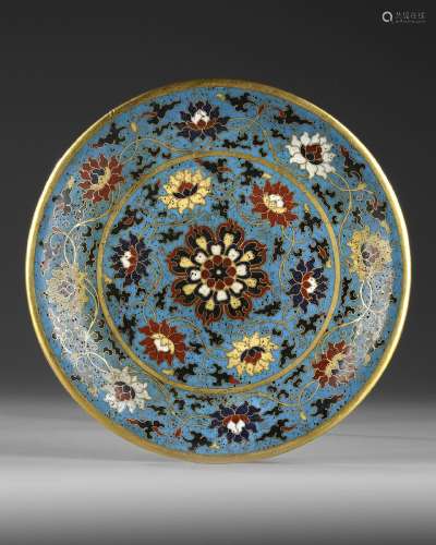 A CHINESE CLOISONNE ENAMEL DISH, QING DYNASTY (1644–1911)