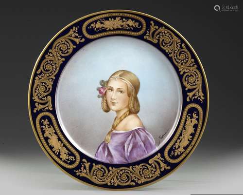 A SEVRES HAND PAINTED DISH, FRANCE, LATE 19TH CENTURY