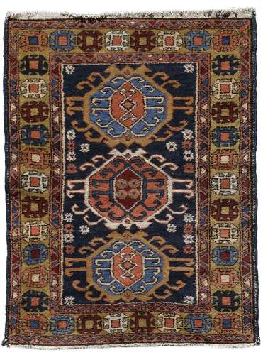 A SMALL HERIZ RUG, PERSIA, 1920