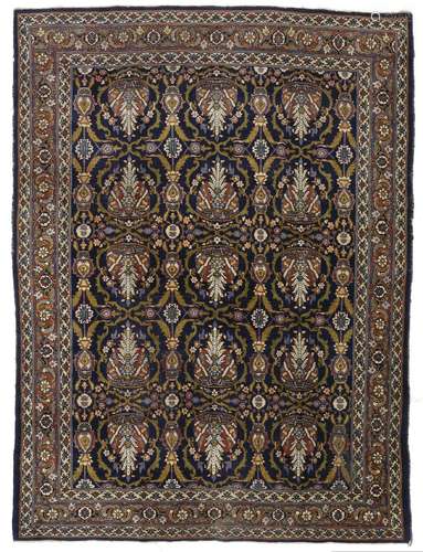 A VERAMIN RUG, PERSIA, 1920