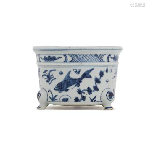 A small blue and white tripod censer, Ming dynasty, 16th cen...