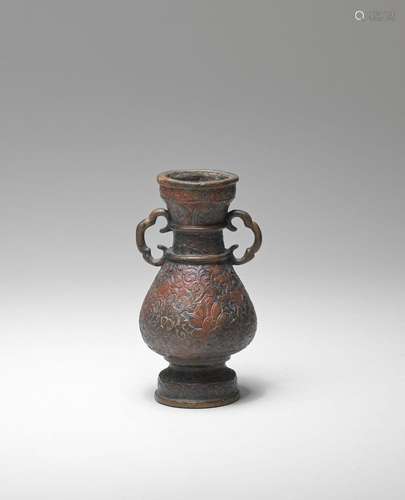 A CLOUD-HANDLED BRONZE VASE, HU  Ming Dynasty