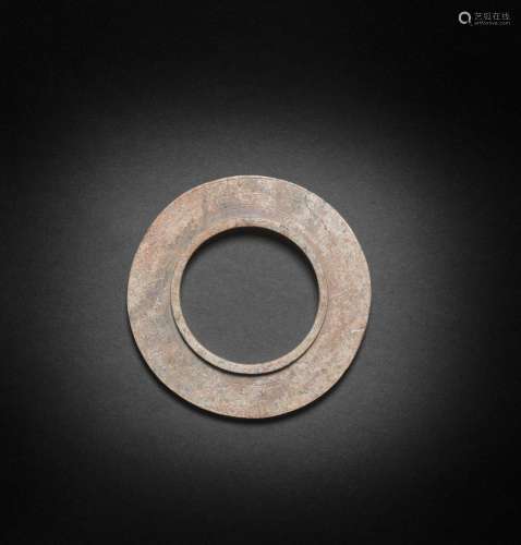AN ARCHAIC JADE COLLARED DISC, BI Shang Dynasty