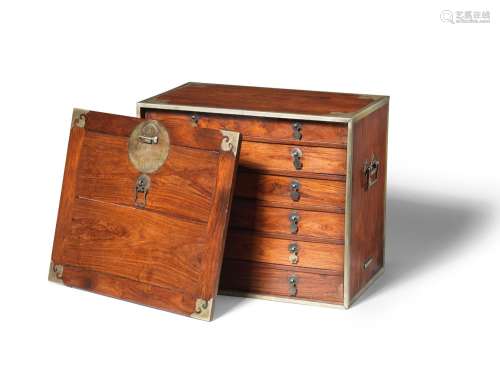 【Y】A RARE HUANGHUALI MEDICINE CHEST WITH DRAWERS, YAOXIANG L...
