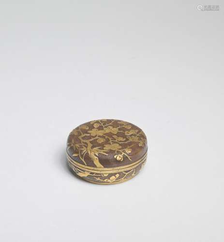 A PARCEL-GILT-BRONZE SEAL PASTE BOX AND COVER  Hu Wenming se...