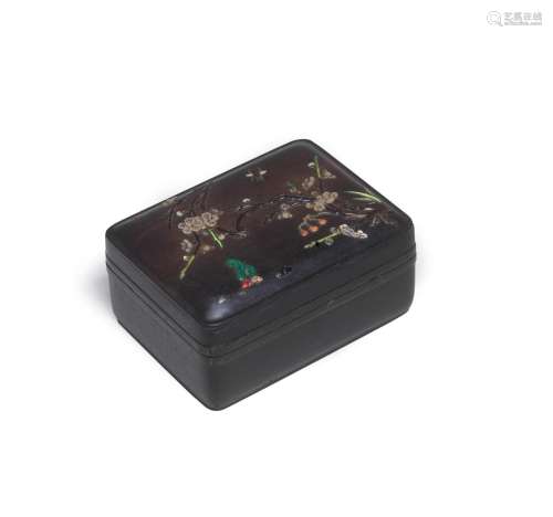 【Ф】A ZITAN MOTHER-OF-PEARL AND HARDSTONE-INLAID BOX AND COVE...