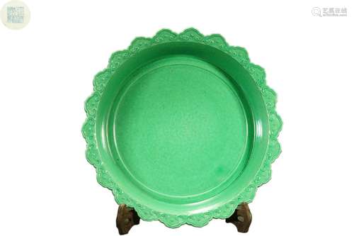 Apple-green Glaze Lobed Plate