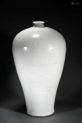 White-glazed Meiping Vase