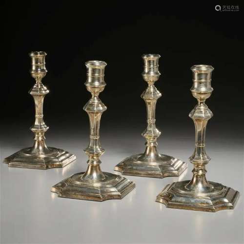 (4) George V weighted sterling candlesticks