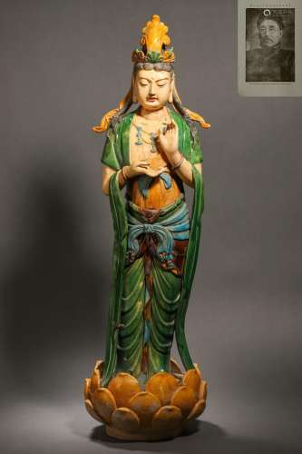 A Sancai Glaze Pottery Bodhisattva