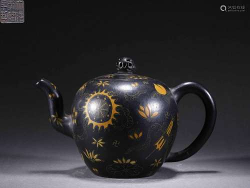 A yixing glaze zisha teapot