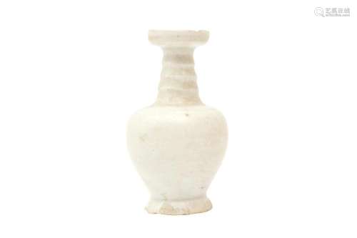 A CHINESE WHITE-GLAZED SMALL VASE 宋或元 白釉撇口小瓶