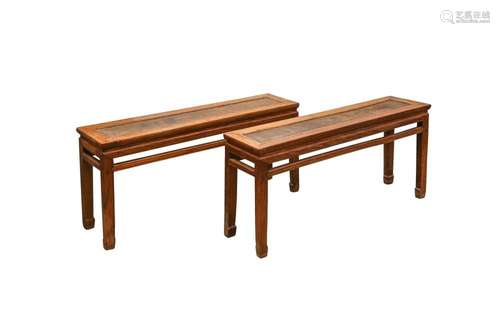 A PAIR OF CHINESE WOOD NARROW BENCHES 清 木窄凳