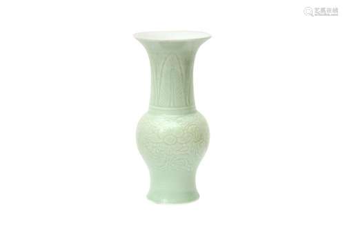 A CHINESE CELADON-GLAZED 'PEONY' YEN YEN VASE 清十八...