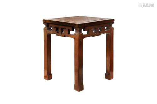 A CHINESE SQUARE-SECTION WOOD STOOL 方木凳