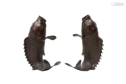 A PAIR OF JAPANESE BRONZE 'LEAPING CARP' VASES