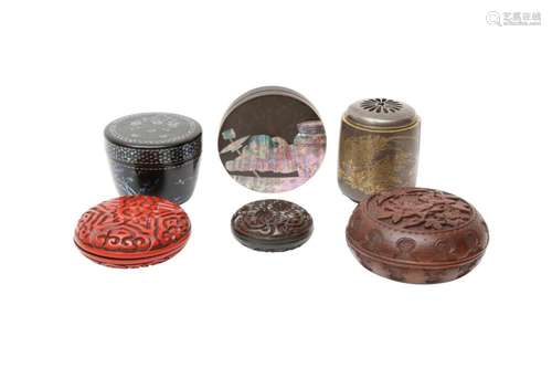 A GROUP OF SIX JAPANESE LACQUER AND WOOD BOXES AND COVERS