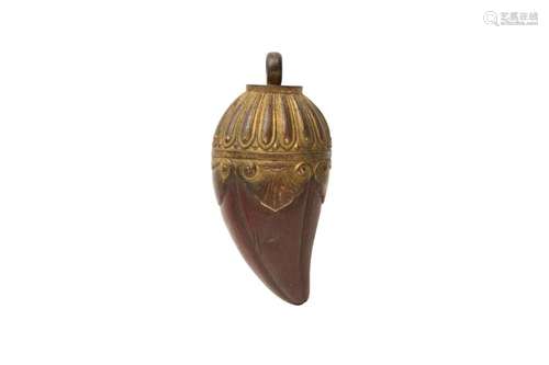 A TIBETAN BRONZE PENDANT ORNAMENT 約十九世紀 銅掛飾