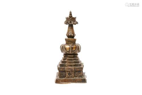 A TIBETAN BRONZE BONPO STUPA 十六至十七世紀 銅佛塔