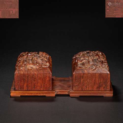 CHINESE YELLOW ROSEWOOD SEAL PAIR OF QING DYNASTY