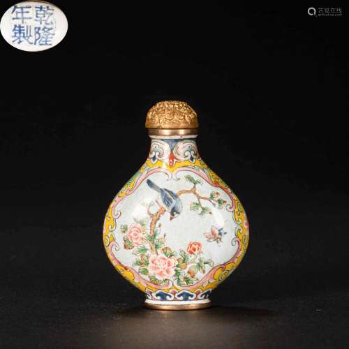 CHINESE PAINTING ENAMELLED SNUFF BOTTLE OF QING DYNASTY