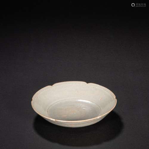 CHINESE CELADON PLATE OF SONG DYNASTY