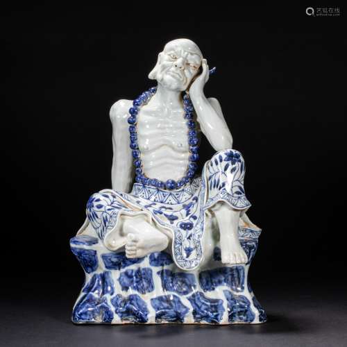 CHINESE BLUE AND WHITE ARHAT IN QING DYNASTY