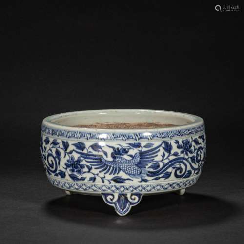 CHINESE BLUE AND WHITE FURNACE MING DYNASTY