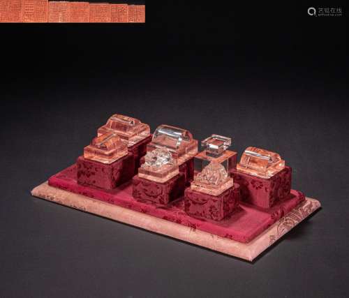 A SET OF CHINESE CRYSTAL SEALS FROM QING DYNASTY