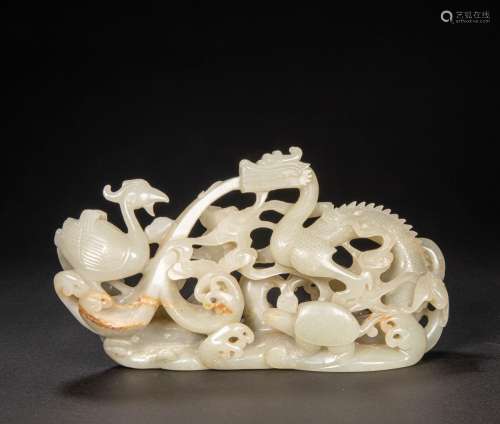 CHINESE HETIAN JADE ORNAMENTS OF QING DYNASTY