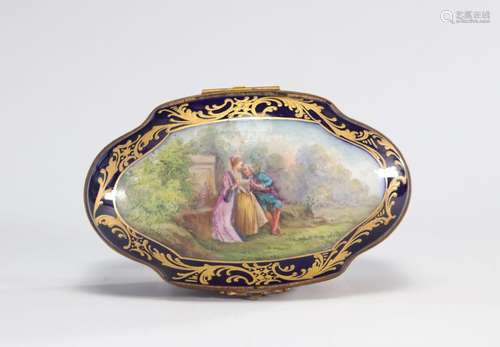 Sèvres Paris boîte en porcelaine \"scène romantique\&qu...