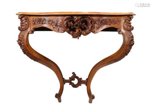 Console de style Louis XV\nPoids: 11.10 kg\nLivraison indisp...