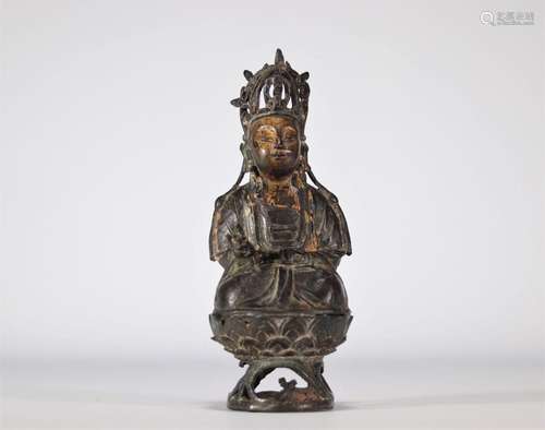 Statue en bronze Guanyin assise sur une fleur de Lotus et le...