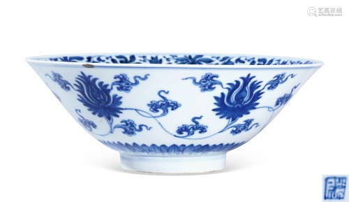 清康熙 青花缠枝花纹碗
Kangxi Period, Qing Dynasty
BLUE AND W...