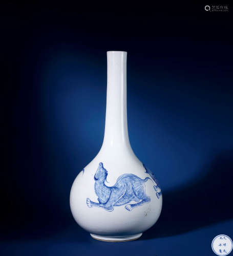 清康熙 青花三兽胆瓶
Kangxi Period, Qing Dynasty
BLUE AND WHI...