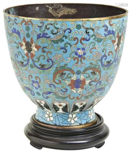 A CLOISONNE FOOTED BOWL QING DYNASTY, 18TH CENTURY the turqu...