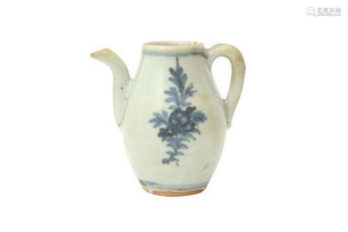 A SMALL CHINESE BLUE AND WHITE EWER 元 青花牡丹紋執壺