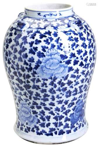 A LARGE CHINESE BLUE AND WHITE JAR LATE QING DYNASTY  the ba...