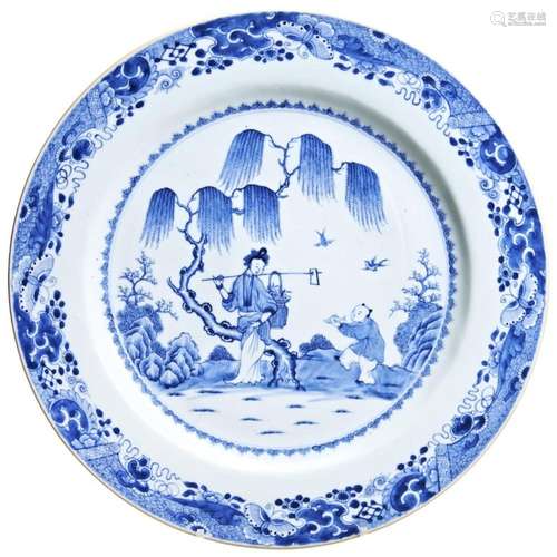 A BLUE & WHITE CHARGER QING DYNASTY, 18TH CENTURY painte...